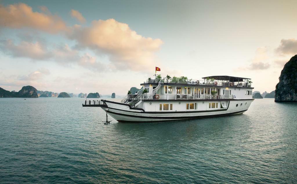 Hotel Halong Majestic Legend Cruise Ha Long Exterior foto
